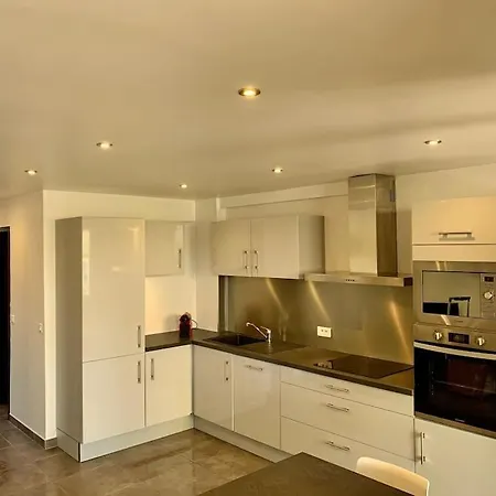 Marinesappartement, La Marina Tropézienne Appartement *